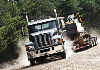 Camions Tracteurs routiers Mack PINNACLE CA68 Conventional CHU603 MP8 6x4