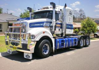 Camions Tracteurs routiers Mack Super-Liner FUSION CAB ECE29 ISX 525 6x4