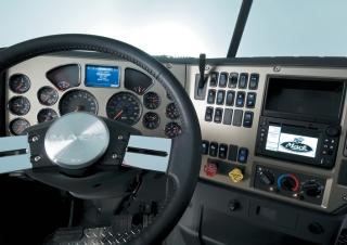 Camions Tracteurs routiers Mack TITAN Day Cab MP10 8x4