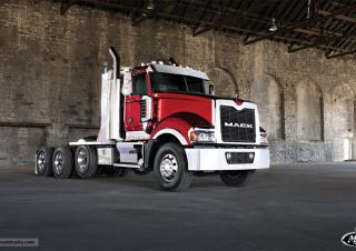 Camions Tracteurs routiers Mack TITAN Day Cab MP10 8x4