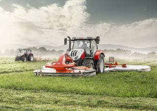 Véhicule Tracteurs municipaux Steyr 4145 Profi Classic Profi