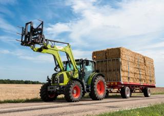 Tracteurs 4WD Claas Arion 450