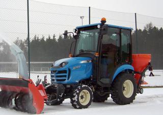 Tracteurs 4WD LS J27 HST