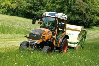 Tracteurs 4WD Fendt 210 F Vario