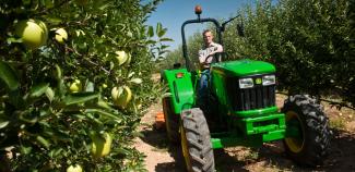 Tracteurs 4WD John Deere 5055 E
