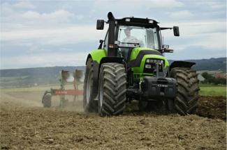 Tracteurs 4WD DEUTZ-FAHR Agrotron M 600 DCR