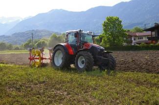 Tracteurs 4WD Lindner Geotrac 124