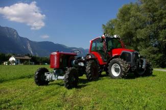 Tracteurs 4WD Lindner Geotrac 84