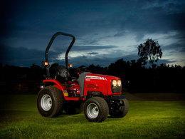 Tracteurs 4WD Massey Ferguson MF 1520 A