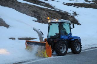 Tracteurs 4WD BCS Valiant 550 MT Rev.