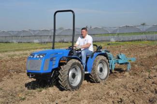 Tracteurs 4WD BCS Valiant 550 MT Rev.