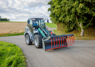 Valet de ferme Kramer KL41.8