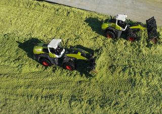 Valet de ferme Claas Torion 1913