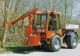 Véhicule Véhicules communaux multi-usages à diesel diesel Holder C 9600