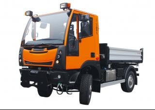 Véhicule Véhicules communaux multi-usages à diesel diesel Aebi MT 740