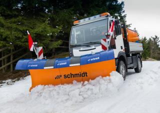 Véhicule Véhicules communaux multi-usages à diesel diesel Aebi MT 750