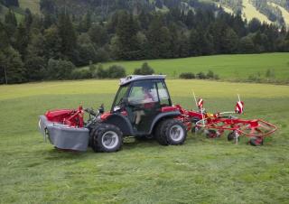 Véhicule Véhicules communaux multi-usages à diesel diesel Aebi TT 206+