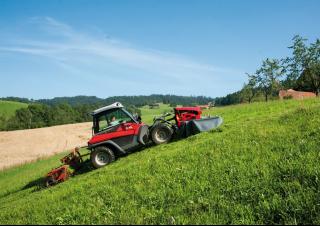 Véhicule Véhicules communaux multi-usages à diesel diesel Aebi TT 281+