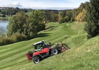 Véhicule Véhicules communaux multi-usages à diesel diesel Aebi TT 281+