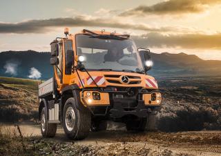 Véhicule Véhicules communaux multi-usages à diesel diesel Unimog U 318 Euro 6