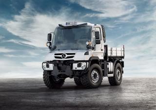 Véhicule Véhicules communaux multi-usages à diesel diesel Unimog U 423 Euro 5