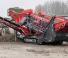 Installation de criblage mobile Sandvik QE442 FFMS