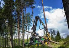 Abatteuse forestière John Deere 1270 G