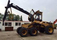 Abatteuse forestière Caterpillar 580 B
