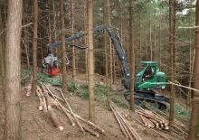 Abatteuse forestière Neuson Forest 104HV