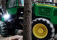Abatteuse forestière John Deere 1070 G