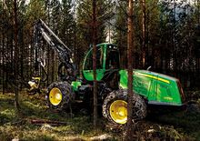 Abatteuse forestière John Deere 1070 E