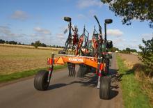 Andaineurs rotatifs Kubota RA2590 Pro