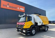 Camions à double balayeur Bucher-Schörling Omnifant 80