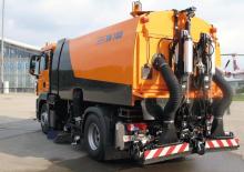 Camions balayeuses Schmidt SK 700