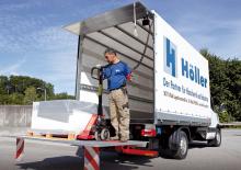 Chargement montées sur camions MBB Palfinger 750 duo