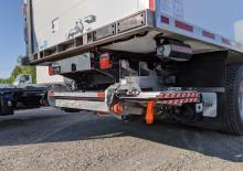 Chargement montées sur camions Dhollandia DH-SO 7
