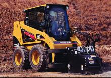 Chargeurs compacts Caterpillar 226B