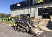 Chargeurs compacts John Deere Construction 323E