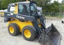 Chargeurs compacts John Deere Construction 326D