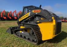 Chargeurs compacts New Holland C332 
