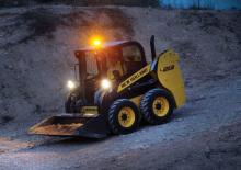 Chargeurs compacts New Holland L213