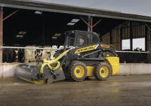 Chargeurs compacts New Holland L220