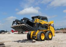 Chargeurs compacts Gehl R135