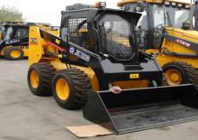 Chargeurs compacts XCMG XT750