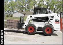 Chargeurs compacts Bobcat S 220 AHC