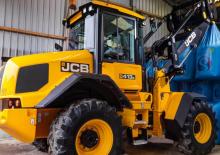 Chargeuses sur pneus JCB 413 S