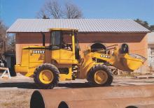 Chargeuses sur pneus John Deere Construction 444 H