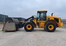 Chargeuses sur pneus JCB 457 HT