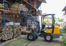 Chargeuses sur pneus Giant D 332 ST