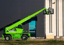 Chariot Élévateur avec châssis tounant Merlo Roto 70.24 S PLUS EE4
